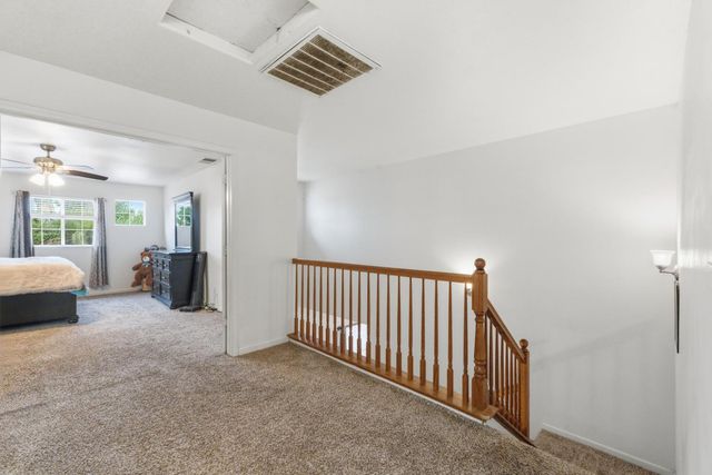 5028 W Robinson Avenue, Fresno, CA 93722