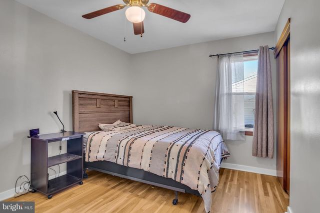 12 THEODORE AVE, Middletown, PA 17057