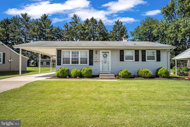 12 THEODORE AVE, Middletown, PA 17057
