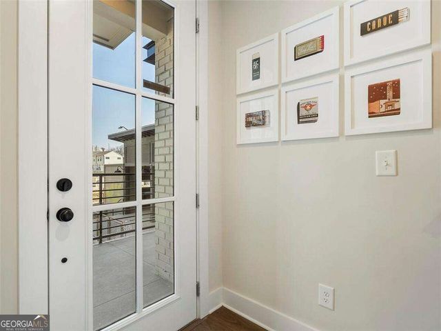 990 Bibbs Circle NW 32, Atlanta, GA 30318