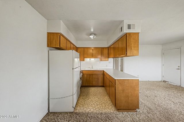 4750 W Acoma Drive, Glendale, AZ 85306