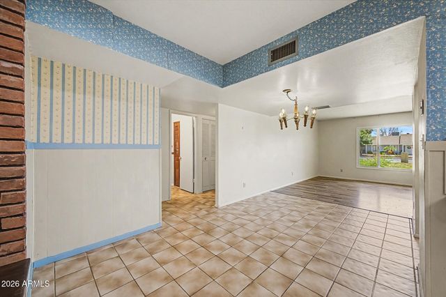 4750 W Acoma Drive, Glendale, AZ 85306
