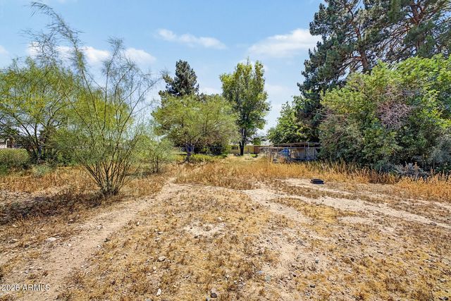 4750 W Acoma Drive, Glendale, AZ 85306