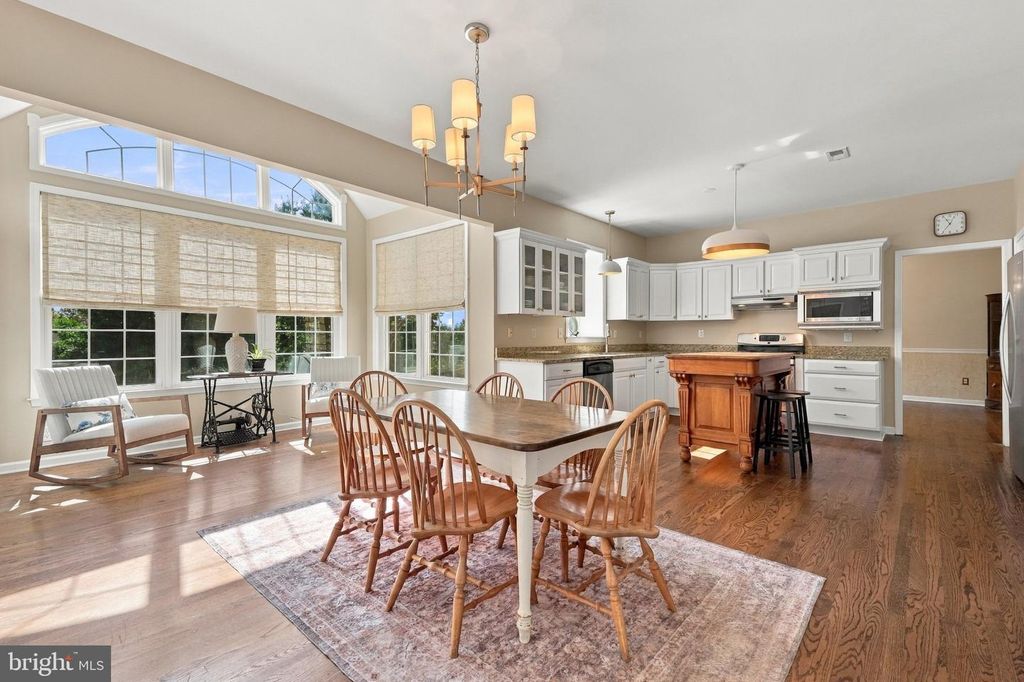 2549 CRESTLINE DR, Lansdale, PA 19446 — photo 4