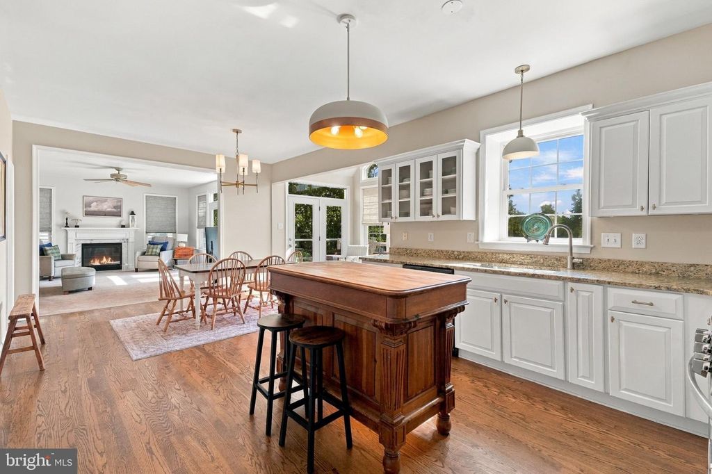 2549 CRESTLINE DR, Lansdale, PA 19446 — photo 5
