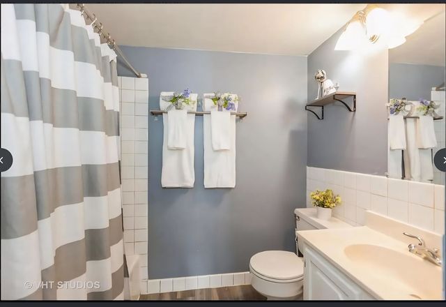 5S066 Pebblewood Lane B9, Naperville, IL 60563