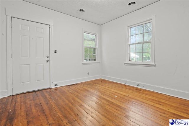 904 Waverly Avenue, Florence, SC 29501