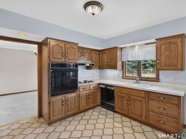 38 Rose Lane, Groton, CT 06340