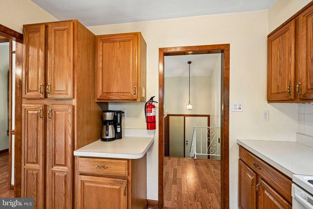 9 PRINCESS AVE, Marlton, NJ 08053