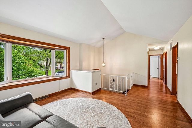 9 PRINCESS AVE, Marlton, NJ 08053