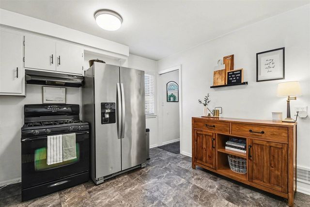 3769 Cheyenne Drive, Grandville, MI 49418