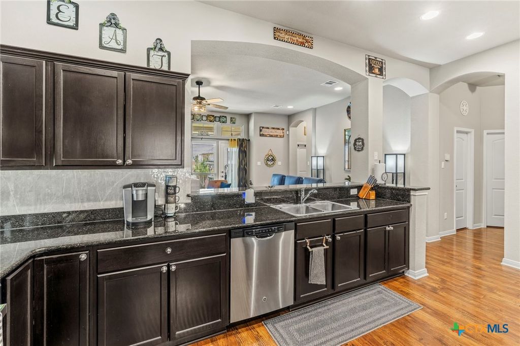 Image 7 of property listing at 1422 Neff Drive, Copperas Cove, TX 76522