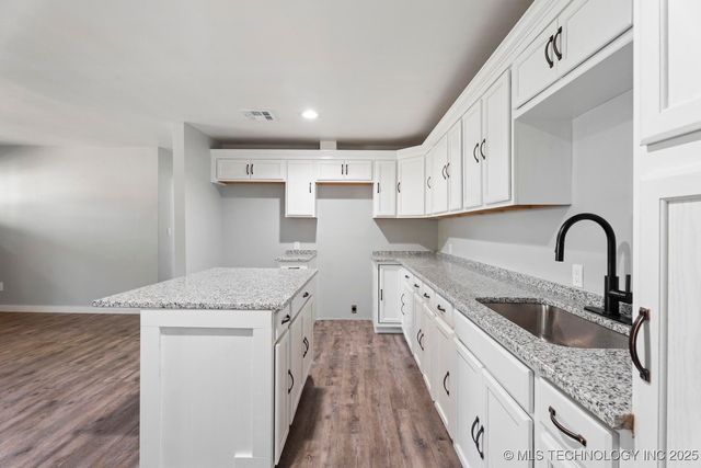 312 S Quincy Street, Commerce, OK 74339