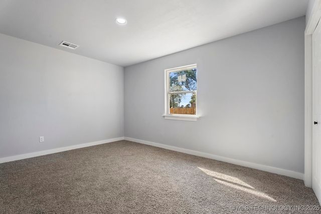 312 S Quincy Street, Commerce, OK 74339