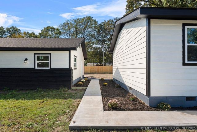 312 S Quincy Street, Commerce, OK 74339