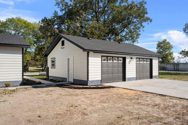 312 S Quincy Street, Commerce, OK 74339