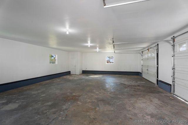 312 S Quincy Street, Commerce, OK 74339