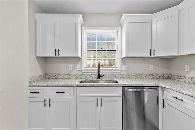 2828 Webb Bridge Road, Alpharetta, GA 30009