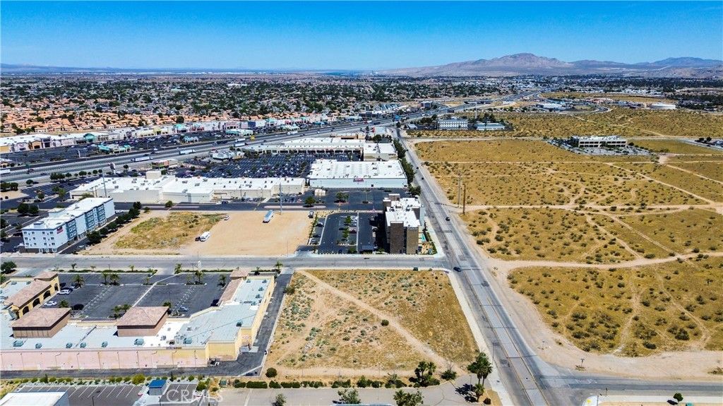 14879 Monarch, Victorville, CA 92395