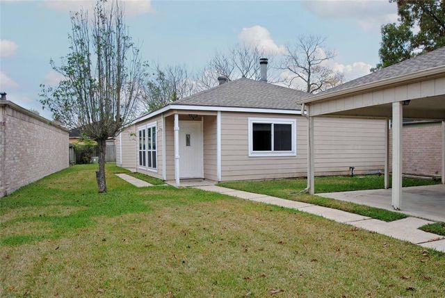 16127 Queensdale Drive, Houston, TX 77082