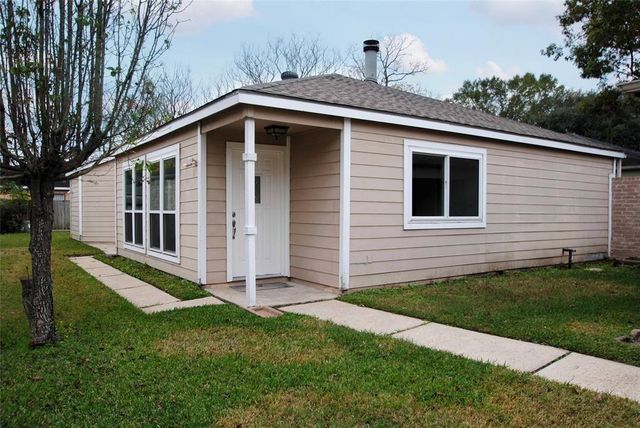 16127 Queensdale Drive, Houston, TX 77082