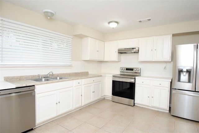 16127 Queensdale Drive, Houston, TX 77082