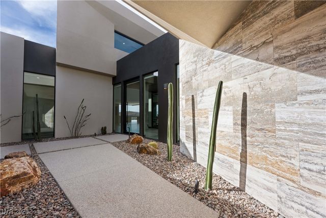 21 Rockstream Drive, Henderson, NV 89012