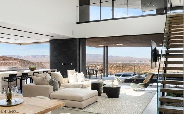 21 Rockstream Drive, Henderson, NV 89012