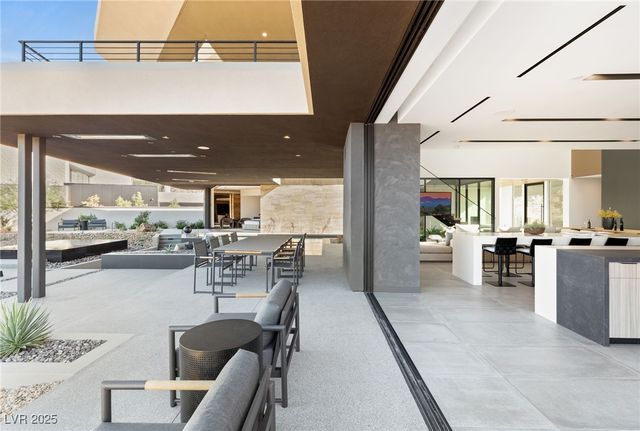 21 Rockstream Drive, Henderson, NV 89012