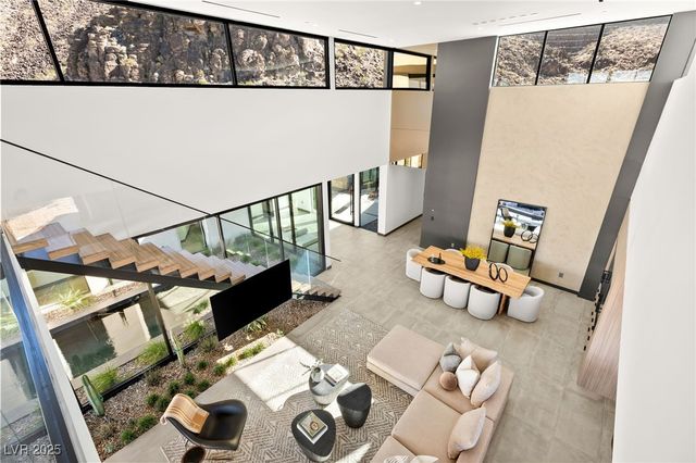 21 Rockstream Drive, Henderson, NV 89012