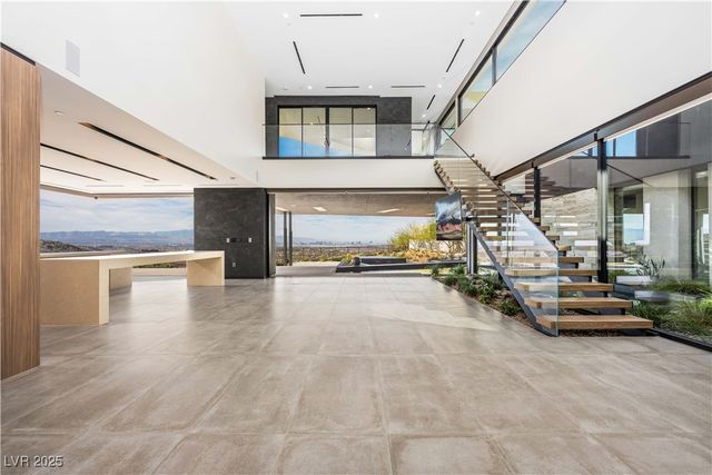 21 Rockstream Drive, Henderson, NV 89012