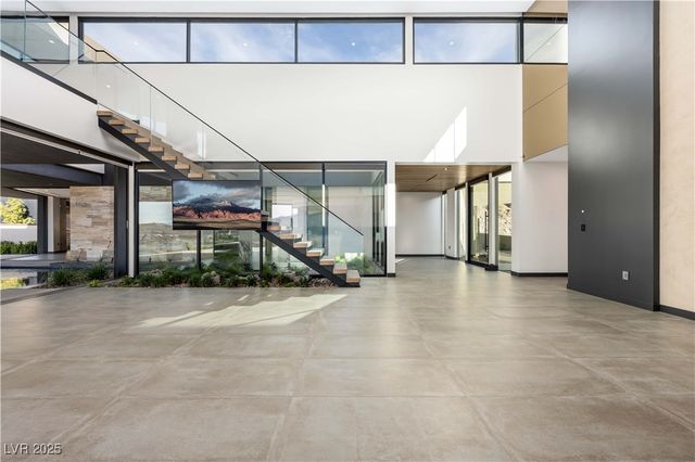 21 Rockstream Drive, Henderson, NV 89012