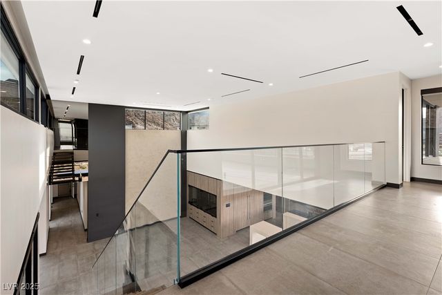 21 Rockstream Drive, Henderson, NV 89012