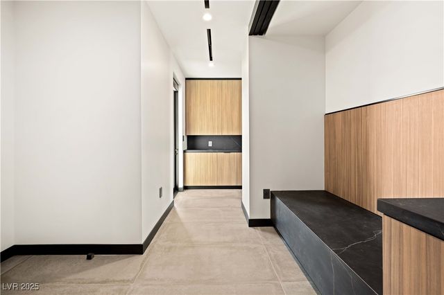 21 Rockstream Drive, Henderson, NV 89012