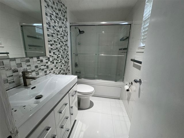 4250 Galt Ocean Dr 2U, Fort Lauderdale, FL 33308