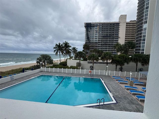 4250 Galt Ocean Dr 2U, Fort Lauderdale, FL 33308