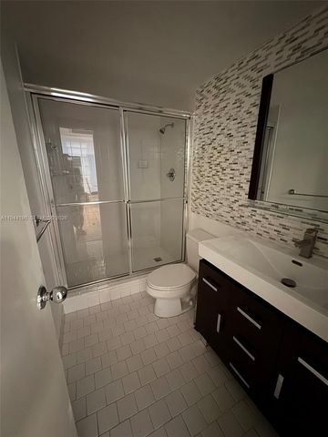 4250 Galt Ocean Dr 2U, Fort Lauderdale, FL 33308