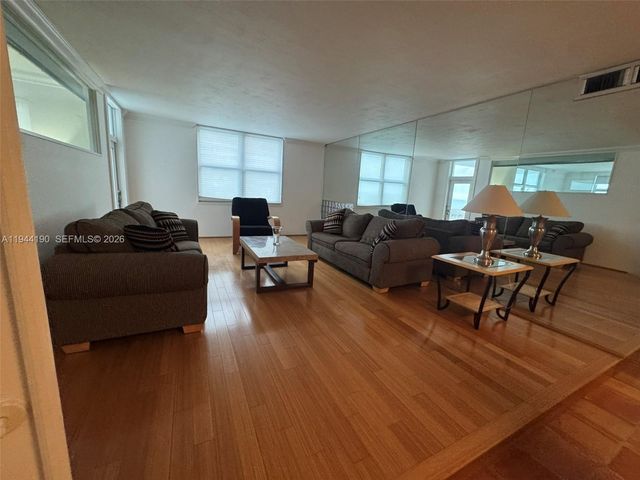 4250 Galt Ocean Dr 2U, Fort Lauderdale, FL 33308