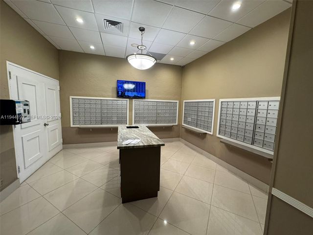 4250 Galt Ocean Dr 2U, Fort Lauderdale, FL 33308