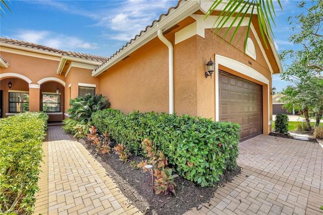 13404 Monticello BLVD, Naples, FL 34109
