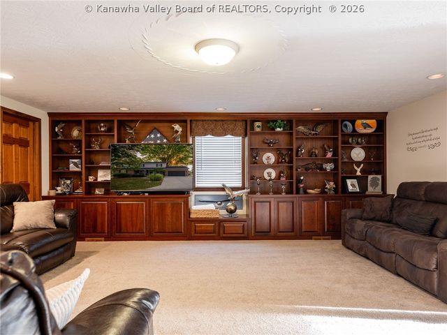 149 Beechwood Estates Drive, Scott Depot, WV 25560