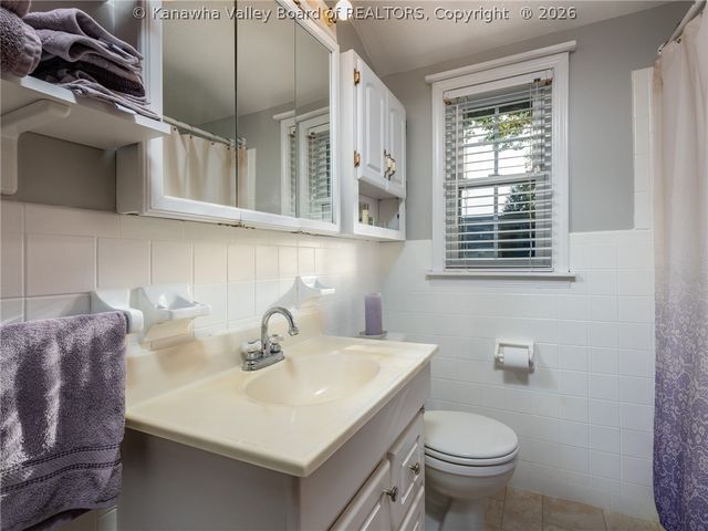 149 Beechwood Estates Drive, Scott Depot, WV 25560