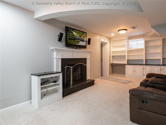 149 Beechwood Estates Drive, Scott Depot, WV 25560