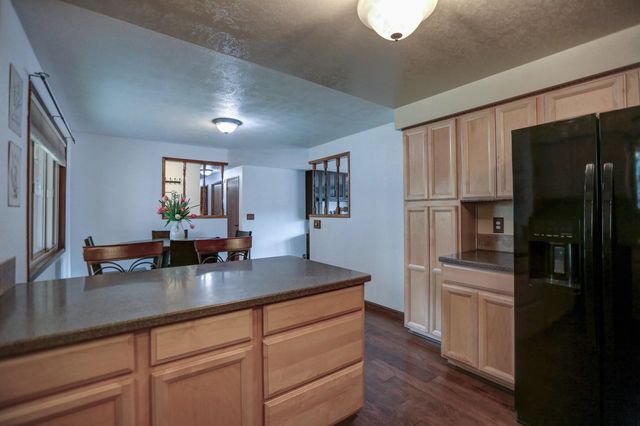 12301 W Sunridge Dr, Nine Mile Falls, WA 99026