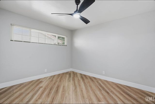 112 Angell Street, Bakersfield, CA 93309