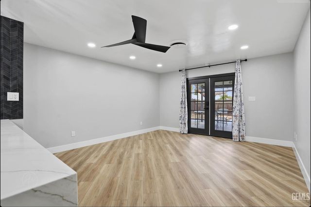 112 Angell Street, Bakersfield, CA 93309