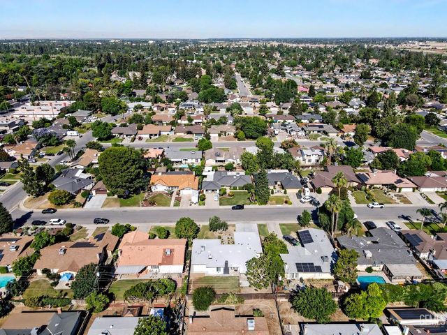 112 Angell Street, Bakersfield, CA 93309