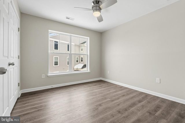 5902 FORUM SQ, Frederick, MD 21703