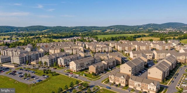 5902 FORUM SQ, Frederick, MD 21703