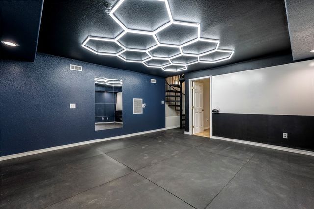 57 Sunderland Drive, Bella Vista, AR 72714